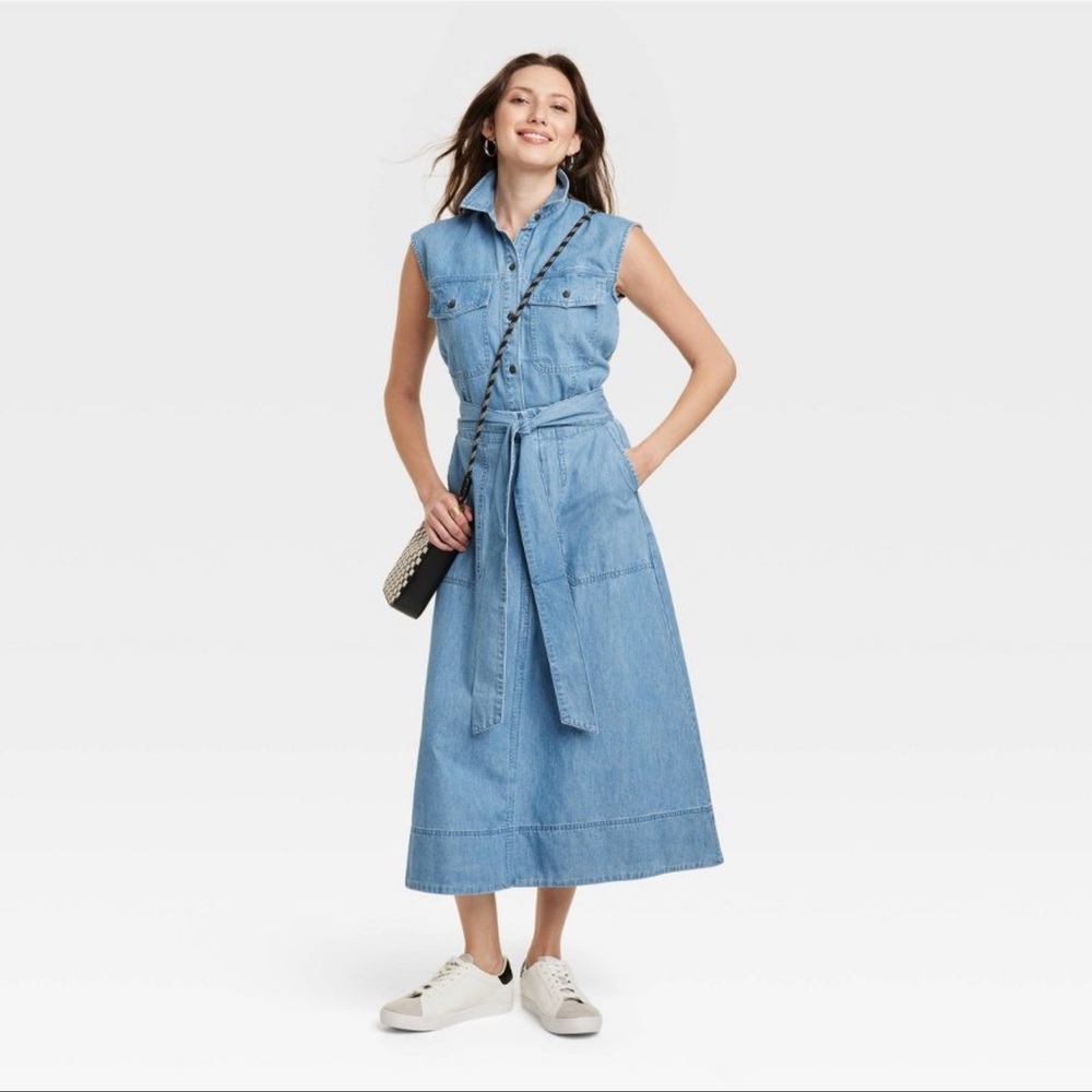 Women's Sleeveless Denim Collared Button-Down Shirt - Universal Thread Indigo - Picture 3 of 4